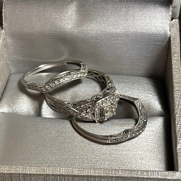 Wedding set - Picture 3 of 3